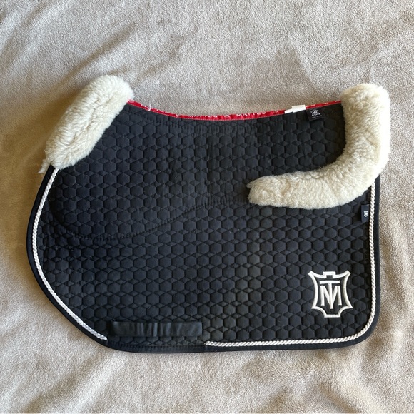 Mattes sheepskin jumping saddle pad black - Picture 6 of 15